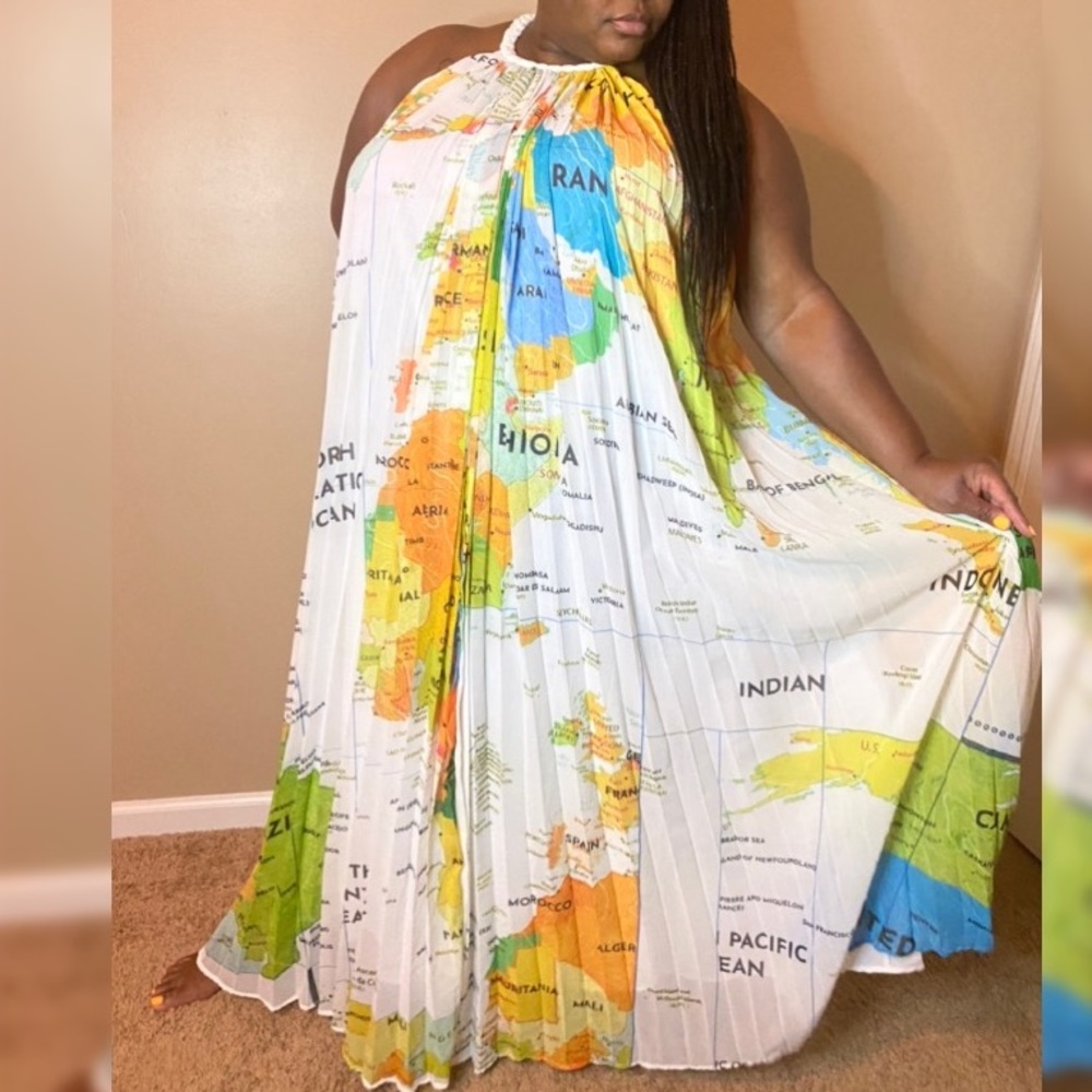 World map imprinted maxi dress! NWT